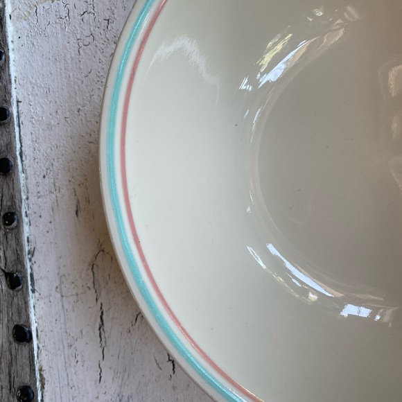 1 Corelle Forever Yours 8.5” Serving Bowl - Picture 2 of 9